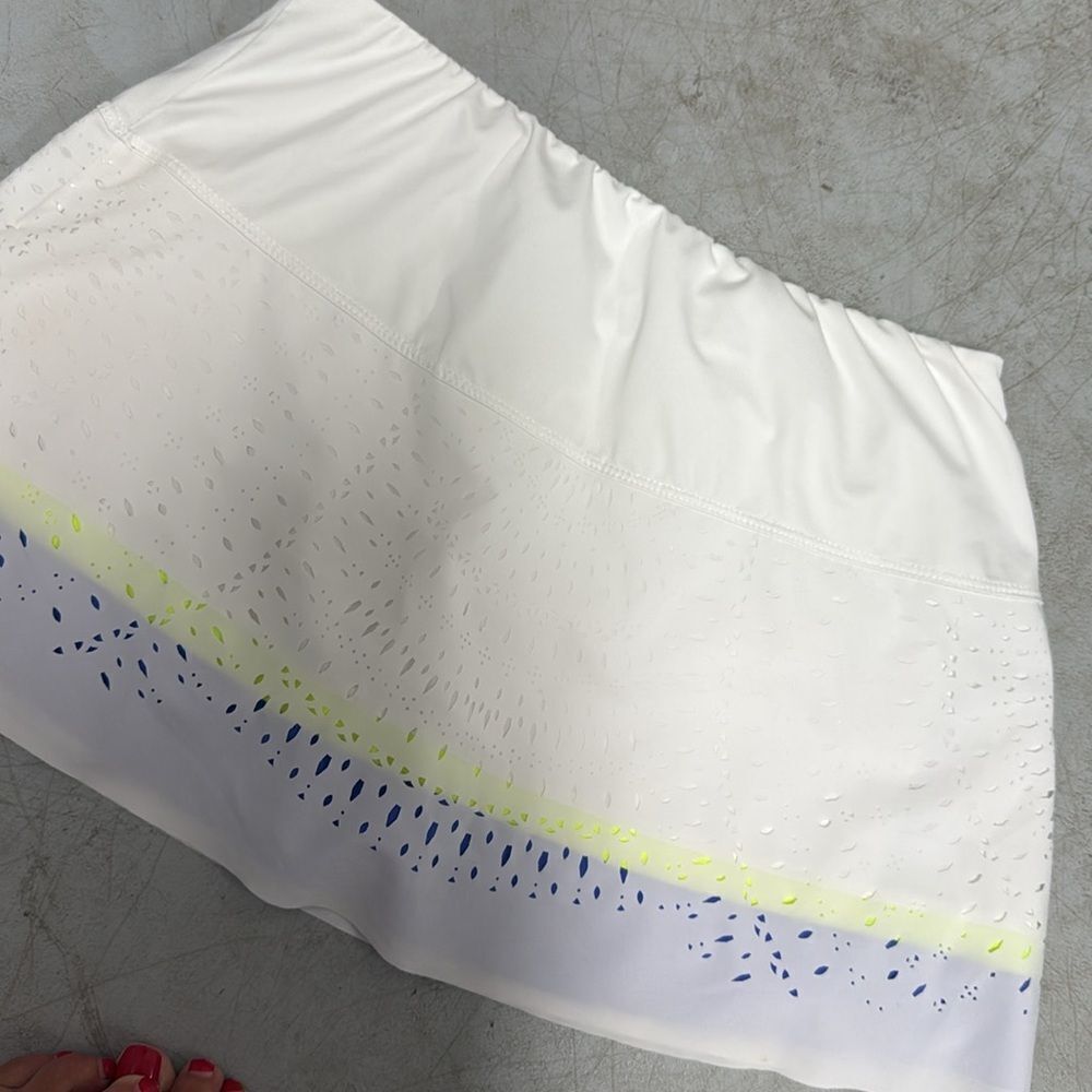 Lucky in Love White Blue Neon Athletic Skirt Like NEW Size Medium 💙 - Picture 5 of 5